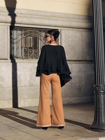 Calça Pantalona de Alfaiataria com Vinco e Barra Moderna