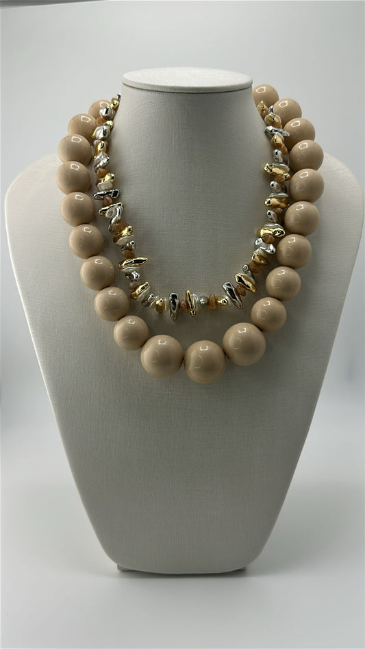 Colar Duplo em Resina e Metal Misto