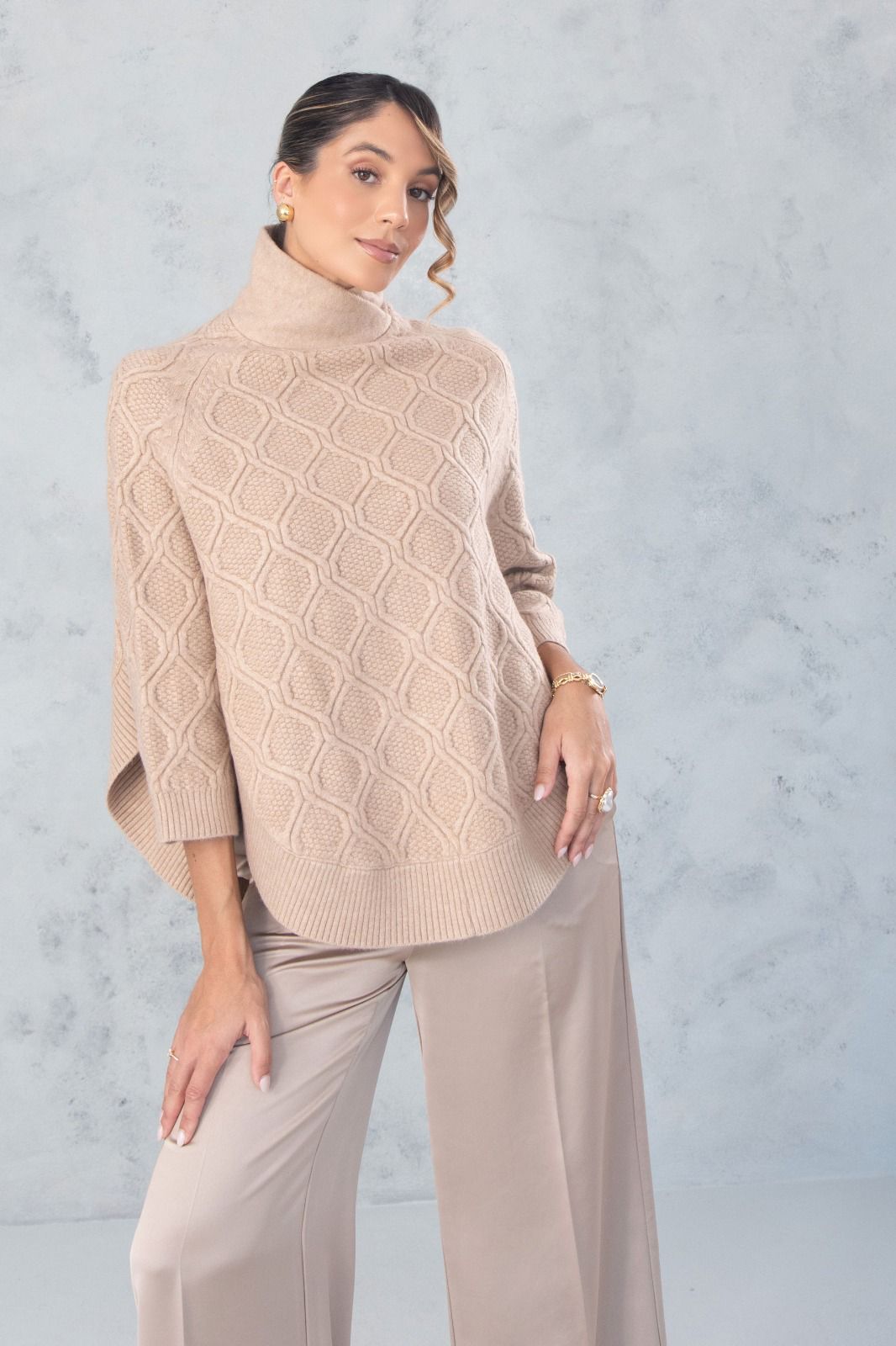 Capa de Malha  Ferrache - Padrão de Colmeia (Bege)