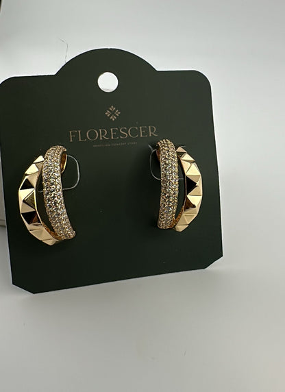Brinco Semijoia Argola com Zircônia – Banho de Ouro 18K