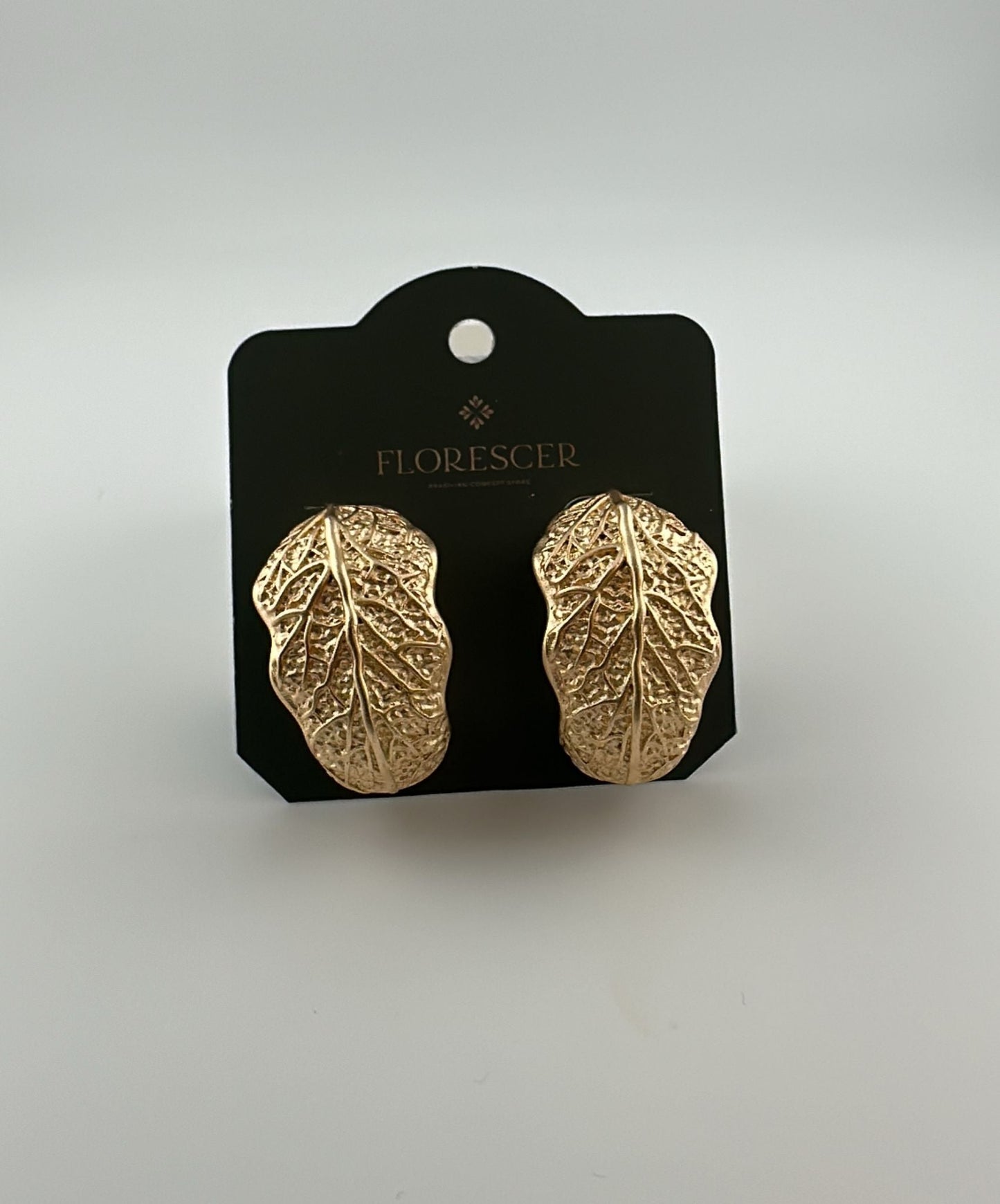 Brinco Semijoia Folhas com Banho de Ouro 18K