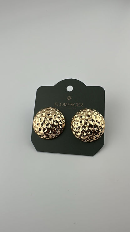 Brinco Semijoia Esfera Redonda – Banho de Ouro 18K