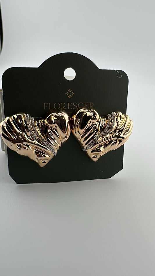 Brinco Semijoia Coração Real – Cravejado com Zircônia, Banho de Ouro 18K