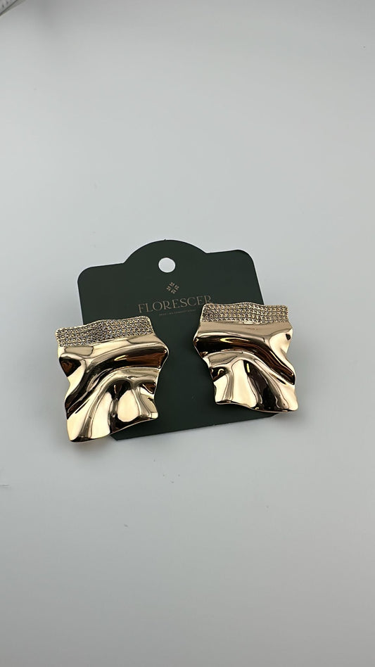 Brinco Semijoia Quadrado Q-Lux – Banho de Ouro 18