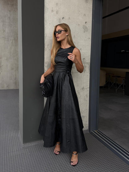 Vestido Longo em Efeito Couro -Preto