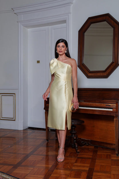 Vestido Tomara que Caia em Cetim Fenda - Amarelo