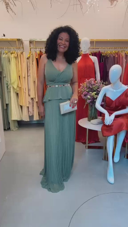 Vestido Longo de Festa em Chiffon com Camadas Assimétricas